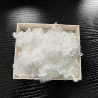 İyi bir fiyat. Polyester Staple Fiber HCS Çürük Konjugasyonlu Silikonize Polyester Fiber Yastık için 3D 7D 15D 32mm 51mm 64mm çevrimiçi