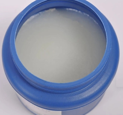 İyi bir fiyat. Kozmetik Hammaddeleri Petrolatum / Vazelin Jöle CAS 8009-03-8 çevrimiçi